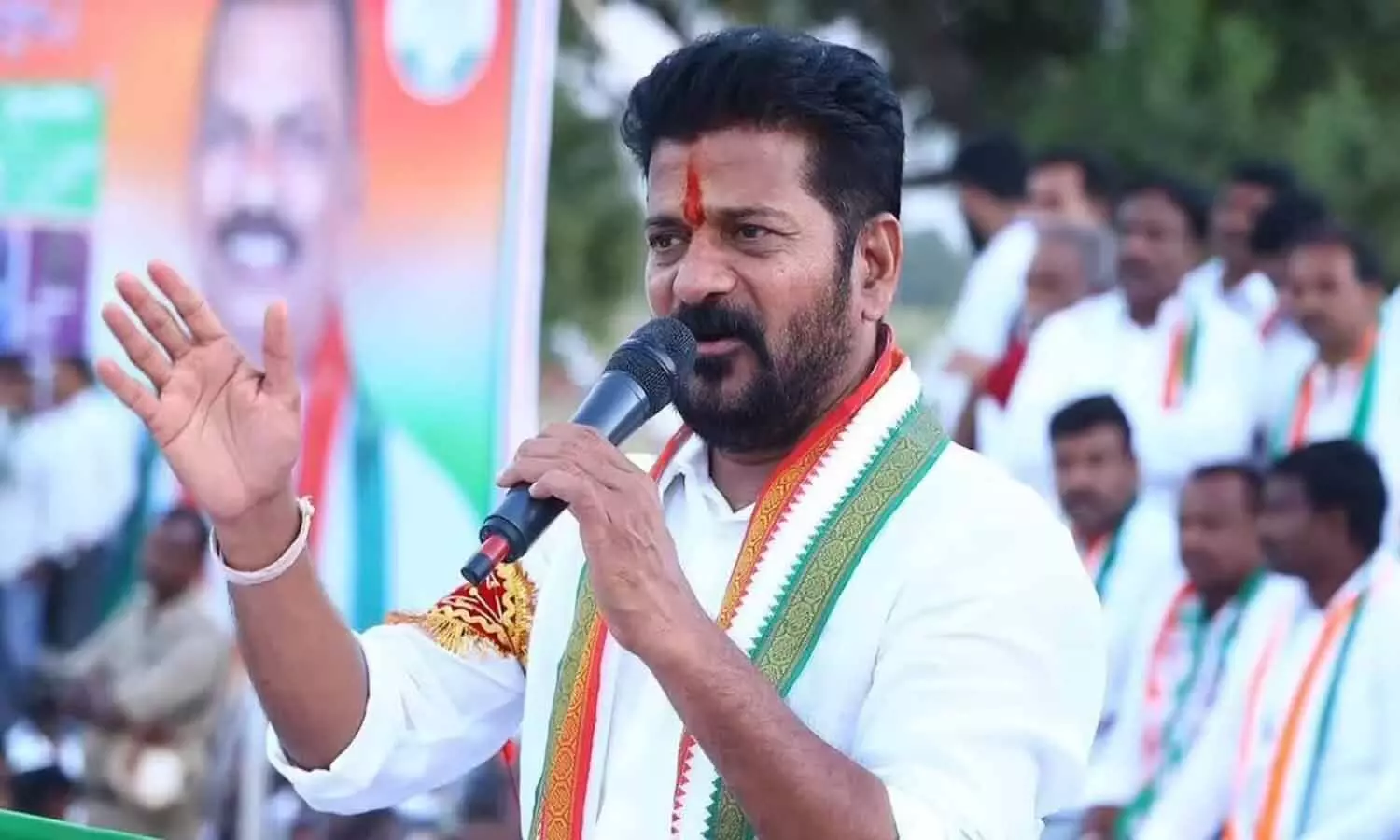 2034 వరకూ రాష్ట్రంలో కాంగ్రెస్ అధికారంలో ఉంటుంది : సీఎం రేవంత్ 2034 వరకూ రాష్ట్రంలో కాంగ్రెస్ అధికారంలో ఉంటుంది : సీఎం రేవంత్