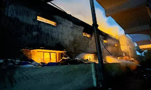 Hyderabad News,  Sanath Nagar, Durodine Industries, Fire accident, Short circuit