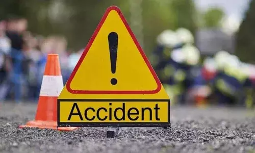 Crime News, Rangareddy District, Road Accident, Father And Daughter Die