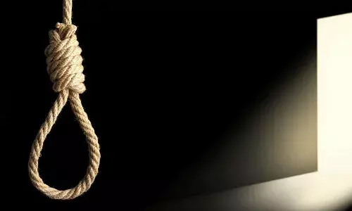 suicide,  Lucknow, mother scolds, Crime