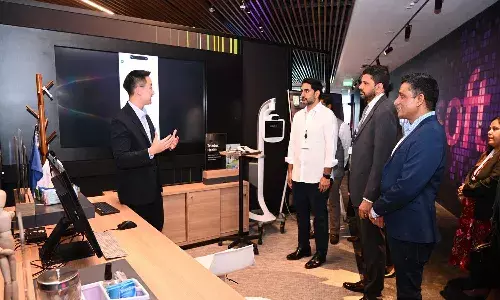 Andrapradesh, Minister Nara Lokesh, ApatSingapore, Microsoft, Experience Centre