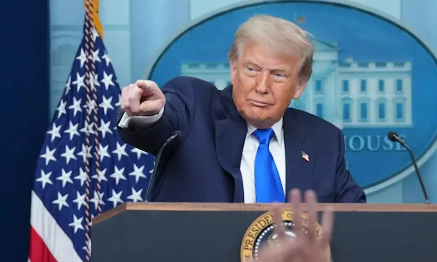Trump, tariff rates, 70 countries, Pak, Bangladesh , White House Trump, tariff rates, 70 countries, Pak, Bangladesh , White House