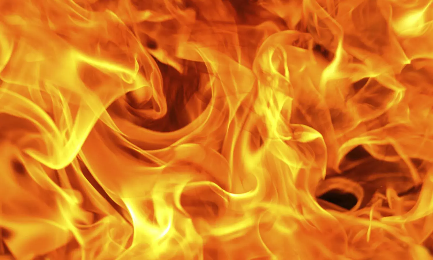 Punjab, woman, 2 others injured, man sets house on fire, marriage refusal Punjab, woman, 2 others injured, man sets house on fire, marriage refusal