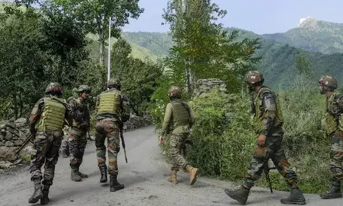 terrorists killed, soldier, injured, Operation Akhal, Jammu Kashmir
