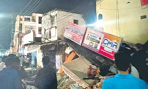 Medchal, Gas Cylinder Explosion, One Dead, Three Injured, Hyderabad