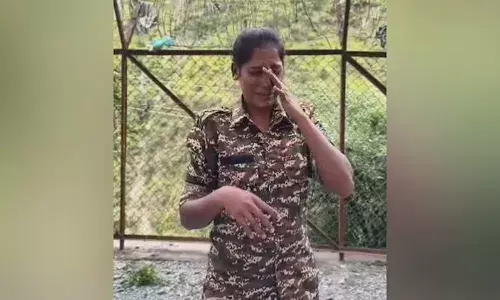 పాపం మహిళా జవాన్.. పెళ్లి కోసం దాచుకున్న నగలన్నీ..!