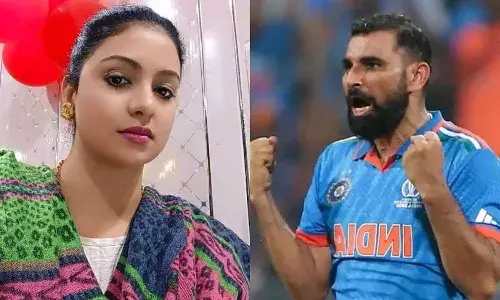 కూతురిని గాలికొదిలేసి.. ప్రియురాలి పిల్లలను చదివిస్తున్నాడు : షమీ మాజీ భార్య సంచలన ఆరోపణలు కూతురిని గాలికొదిలేసి.. ప్రియురాలి పిల్లలను చదివిస్తున్నాడు : షమీ మాజీ భార్య సంచలన ఆరోపణలు