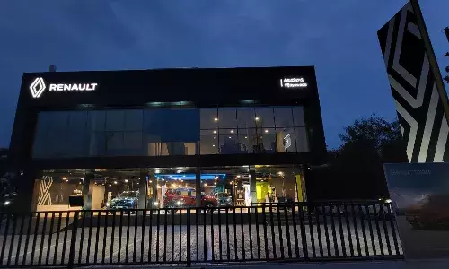 విజయవాడలో R స్టోర్ ను ప్రారంభించిన రెనాల్ట్ ఇండియా