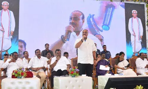 గీత కార్మికులకు ప్రభుత్వం గుడ్న్యూస్.. ఆదరణ పథకం ద్వారా మోపెడ్లుపంపిణీ