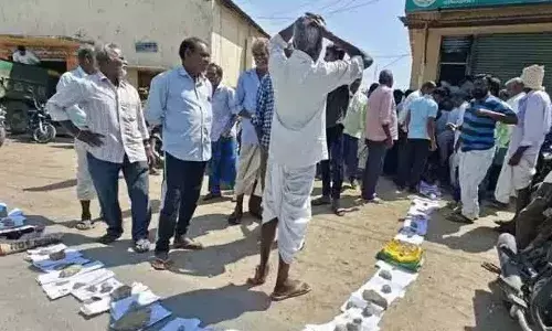 Telangana, Congress, Urea Shortage,  Parliament, Congress MPs