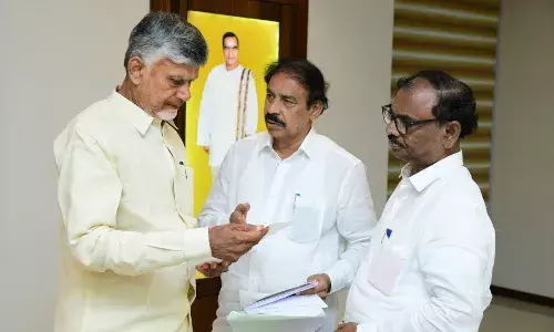 హోం గార్డుల స్వరాష్ట్రాల బదిలీ సమస్యను పరిష్కరించండి