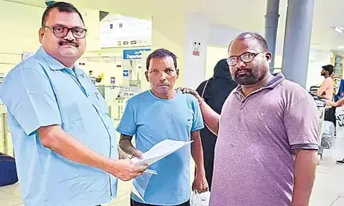 13 సంవత్సరాల క్రితం దుబాయ్లో తప్పిపోయి.. తెలుగు వాళ్లు పలకరించగా..!