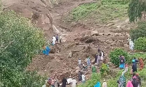 1000 dead, landslide, village, Western Sudan, international news