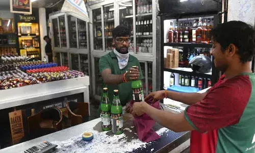 Wine Shops, Hyderabad, Ganesh Immersion