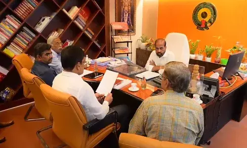 తురకపాలెం మరణాలు.. అధికారుల తీరుపై మంత్రి సీరియ‌స్‌