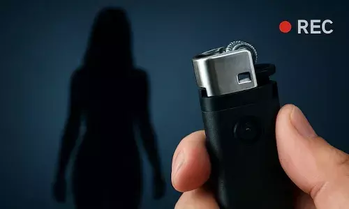 Pilot arrest, filming, woman, Delhi market, lighter spy camera