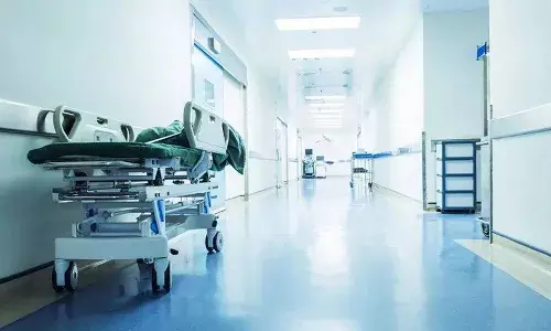 మహిళ గర్భాశయంలో గుడ్డ వదిలి కుట్లు వేసిన వైద్యులు.. తీవ్రమైన ఇన్ఫెక్షన్ అవ‌డంతో..