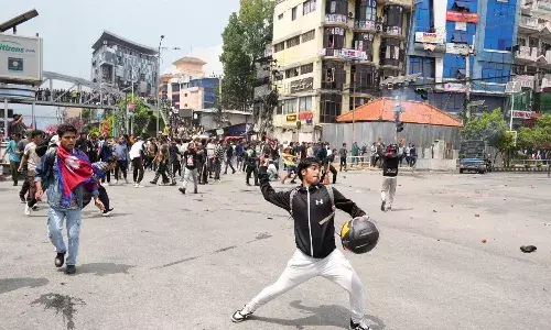 నేపాల్లో హింసాత్మకంగా మారిన జెన్ జీ నిరసనలు.. 18కి చేరిన మృతుల సంఖ్య