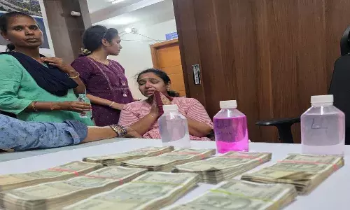 Hyderabad, ACB, Corruption, Female officer, Bribe