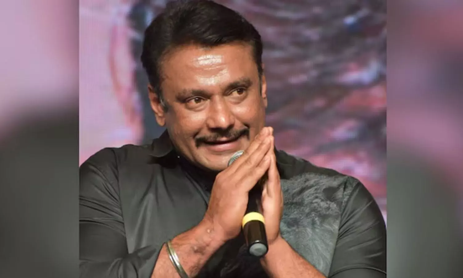 దయచేసి నాకు విషం ఇవ్వండి.. కోర్టును అభ్యర్థించిన నటుడు దర్శన్ దయచేసి నాకు విషం ఇవ్వండి.. కోర్టును అభ్యర్థించిన నటుడు దర్శన్