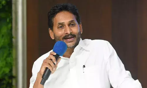 సూపర్ సిక్స్.. అట్టర్ఫ్లాప్ సినిమా : వైఎస్ జగన్