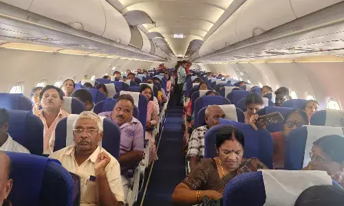 ప్రత్యేక విమానంలో నేపాల్ నుంచి ఏపీకి బయలుదేరిన తెలుగువారు