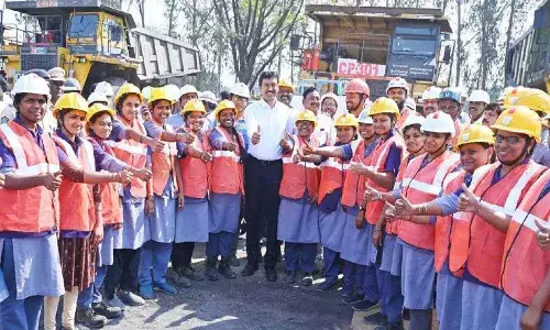 Telangana, Singareni, Women Employees, The Singareni Collieries Co. Ltd