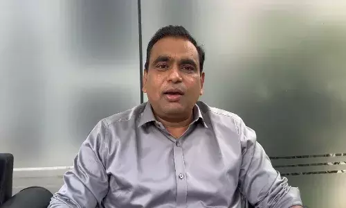 మీడియా ముందుకు రండి.. కేటీఆర్కి బుద్ధి చెప్పండి : ఎంపీ ఛామల
