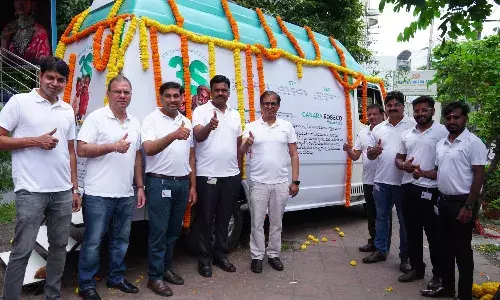 తెలంగాణ, ఆంధ్రప్రదేశ్లోని 8 నగరాల్లో పెట్టుబడిదారులకు అవగాహన కల్పించడానికి నివేశ్ బస్