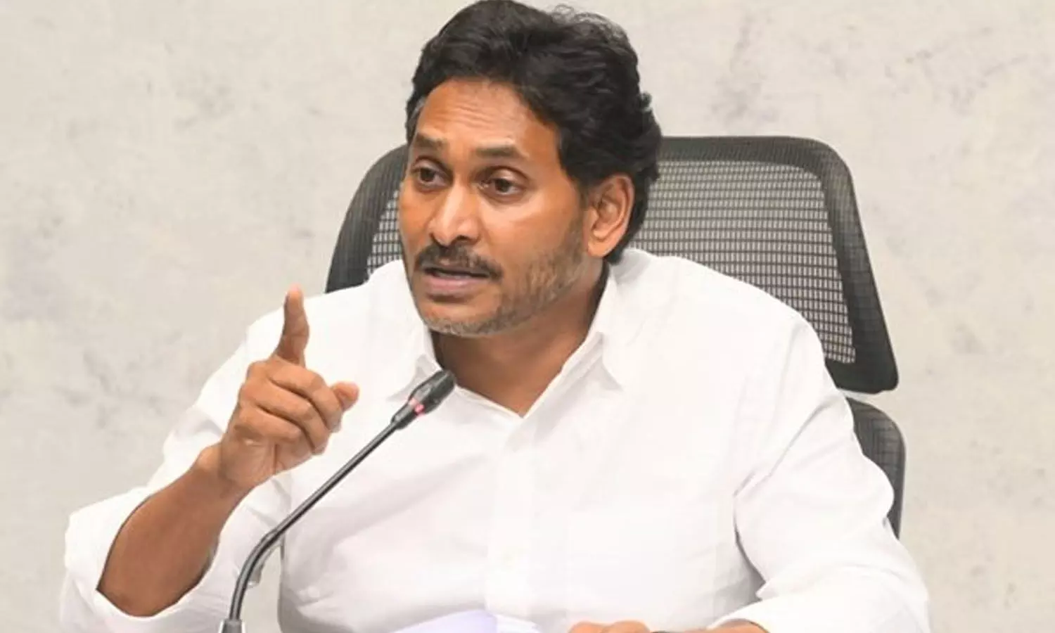 YS Jagan, CM Chandrababu, cheating, poor women, APnews YS Jagan, CM Chandrababu, cheating, poor women, APnews