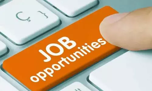 గ్రీస్లో ఉద్యోగాలు చేయాలని ఉందా.?