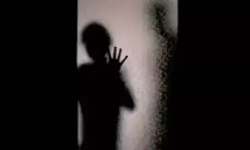 Uttarpradesh, arrest, abusing, lover son, Crime