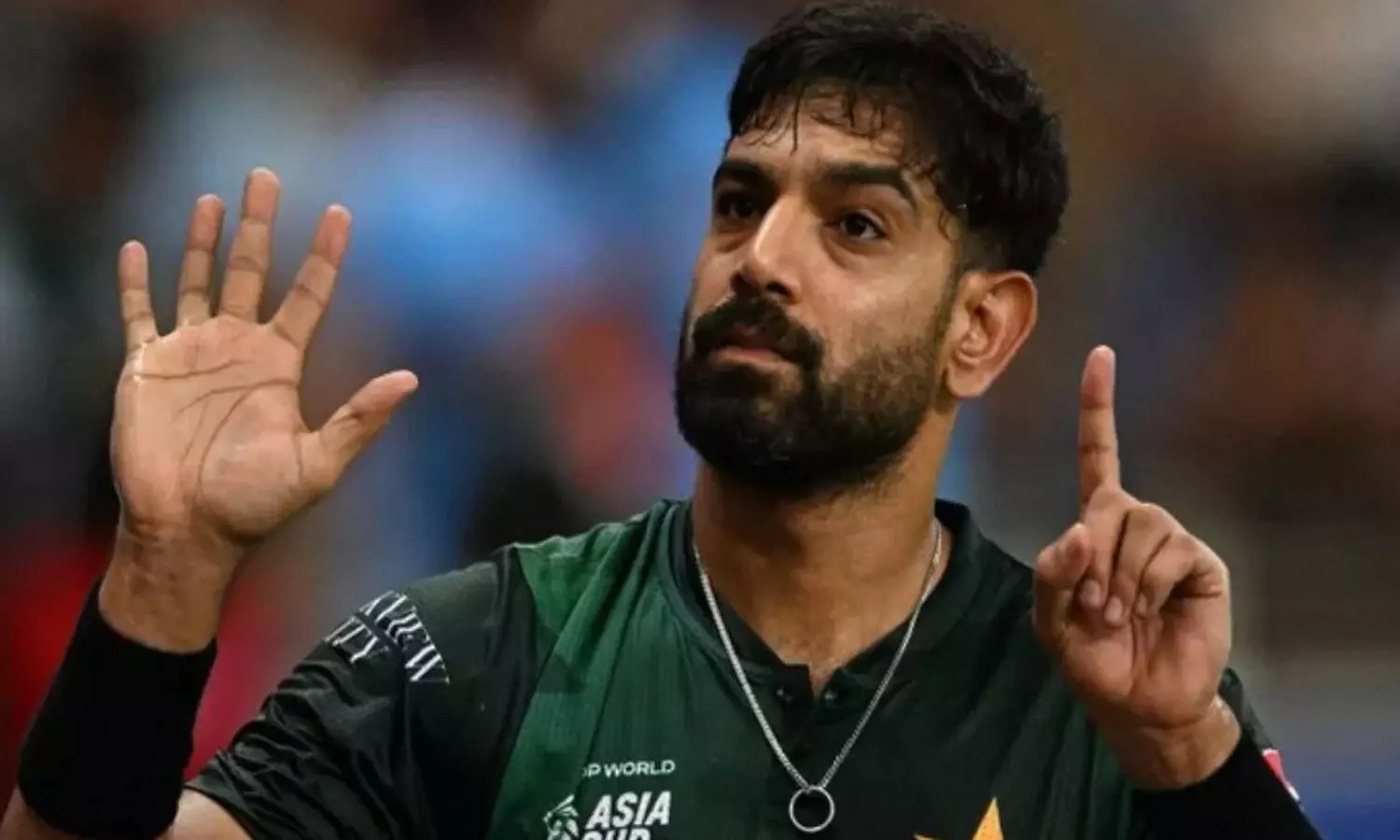 ఫైనల్కు ముందు పీసీబీ కొత్త డ్రామా..! ఫైనల్కు ముందు పీసీబీ కొత్త డ్రామా..!