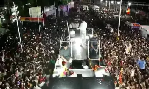 38 people, including children, killed, stampede, Vijay rally, Tamil Nadu, Karur