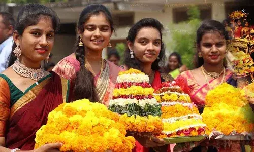 Telangana government,Saddula Bathukamma festival, Dussehra