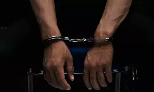 Interantional News, Singapore, 2 Indians, assaulting sex workers