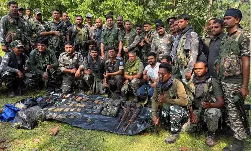 National News, Jharkhand police, Hazaribagh forests, Maoist equipment