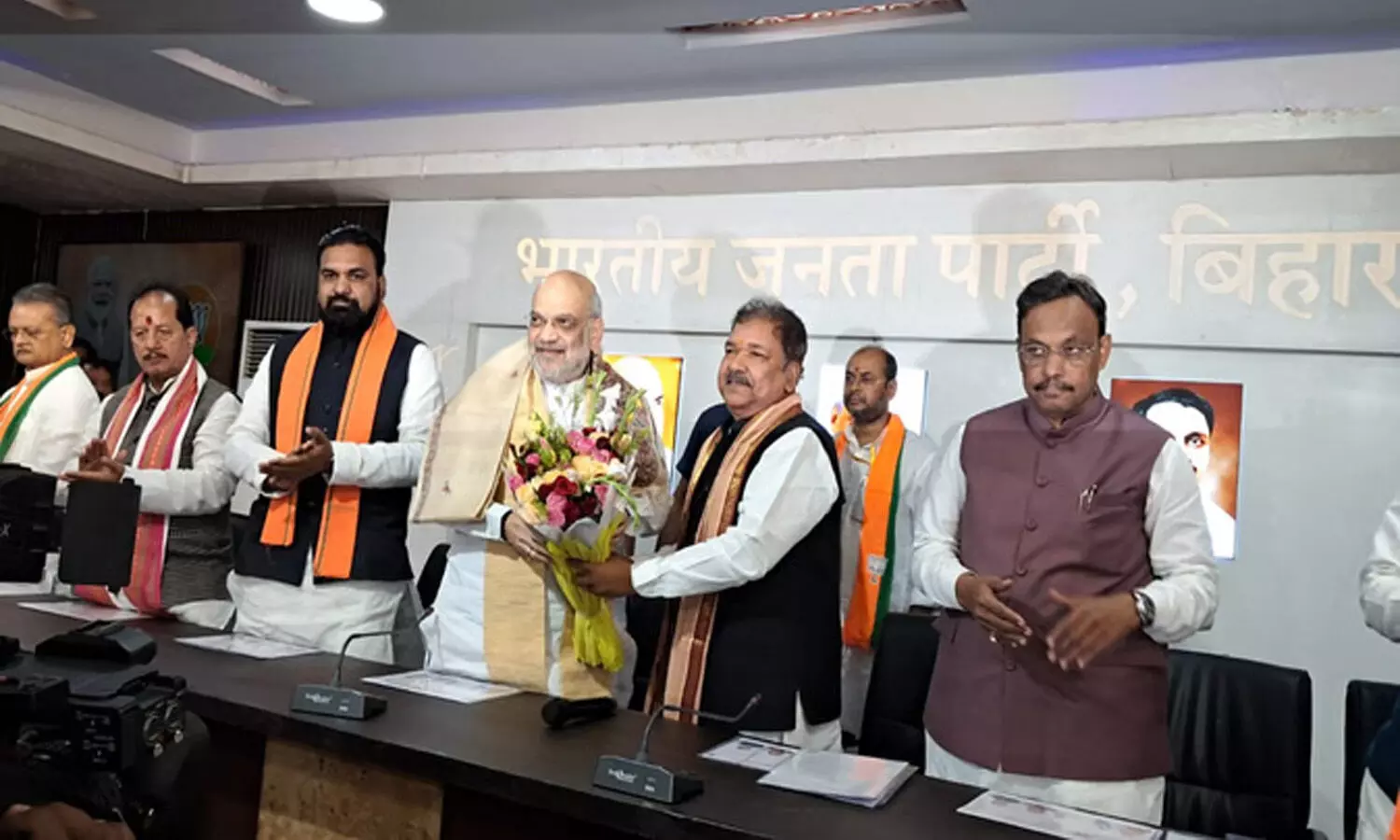 Bihar Elections : 71 మందితో అభ్యర్థుల తొలి జాబితా విడుదల చేసిన బీజేపీ Bihar Elections : 71 మందితో అభ్యర్థుల తొలి జాబితా విడుదల చేసిన బీజేపీ