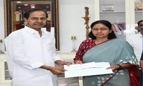 Hyderabad News, JublieeHillsBypoll, Maganti Sunitha, Kcr