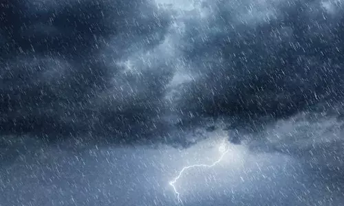 Rain Alert : రేపు ఈ జిల్లాలలో పిడుగులతో కూడిన భారీ వర్షాలు