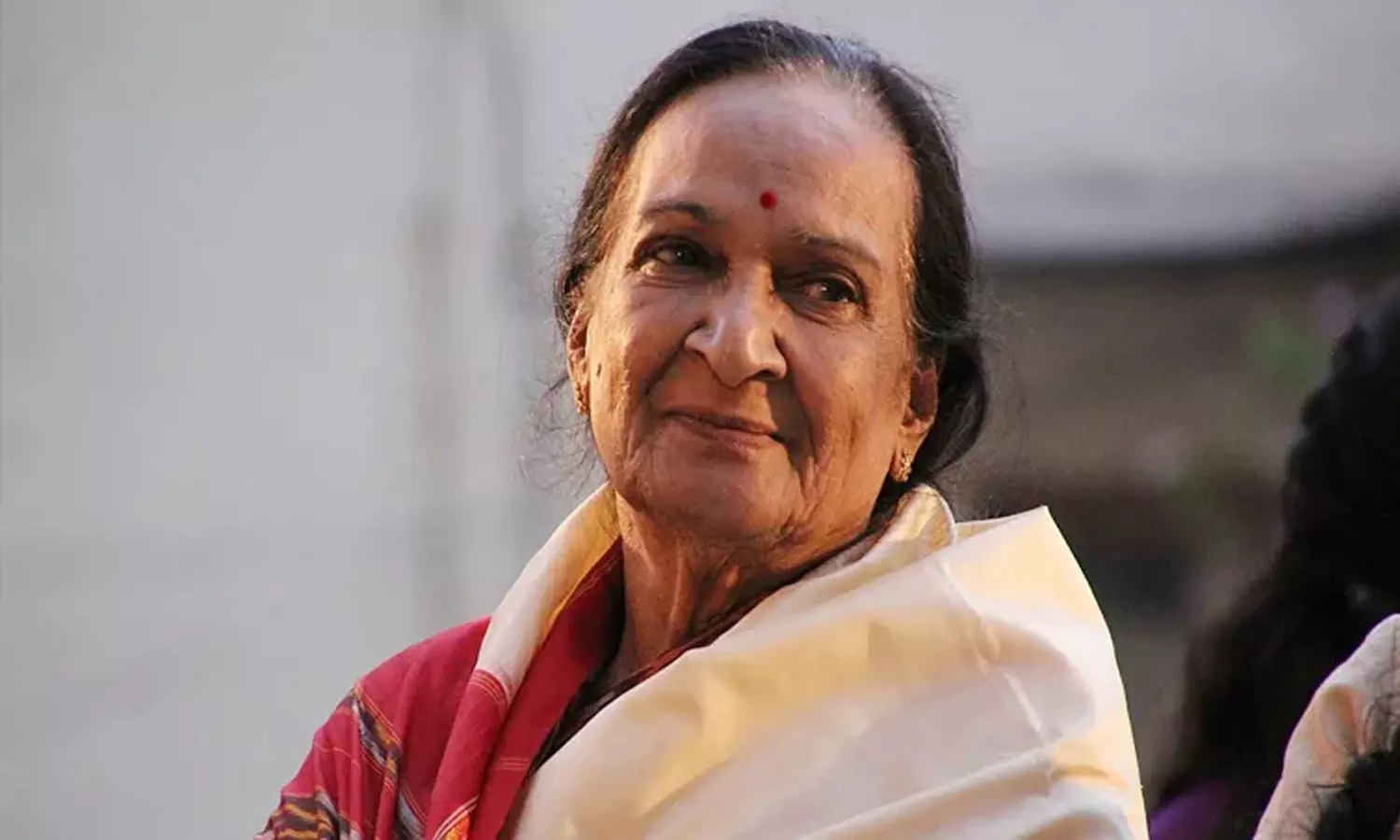 Popular singer, actress, Balasaraswathi, Tollywood, Kollywood