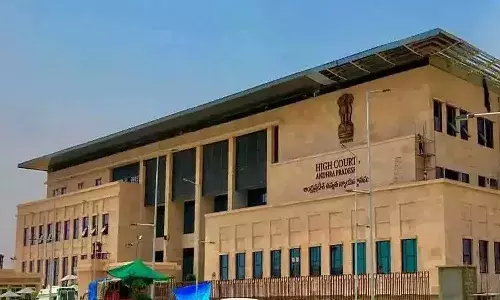 టీటీడీ పరకామణి చోరీ కేసు.. అధికారుల తీరుపై హైకోర్టు సీరియస్