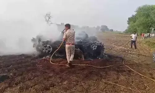 4 of family killed, SUV collides with motorcycle, Rajasthan