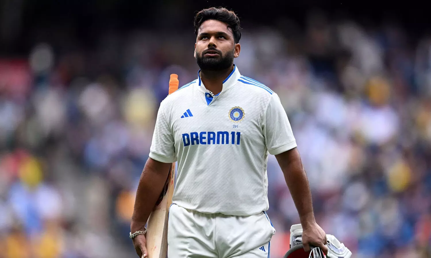 కెప్టెన్గా రీఎంట్రీ ఇవ్వనున్న రిషబ్ పంత్..! కెప్టెన్గా రీఎంట్రీ ఇవ్వనున్న రిషబ్ పంత్..!