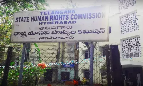 రియాజ్ ఎన్కౌంటర్.. డీజీపీని నివేదిక కోరిన హెచ్ఆర్సీ
