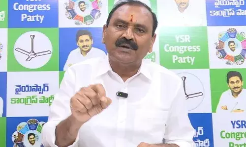 భూమన కరుణాకర్ రెడ్డికి పోలీసుల నోటీసులు