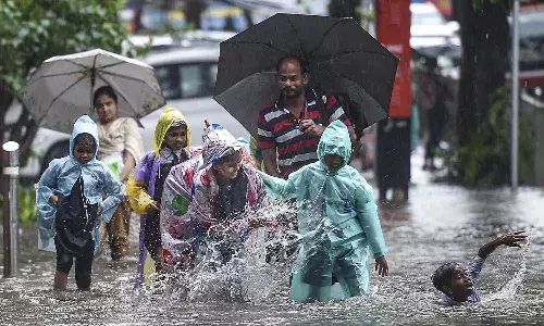 Andrapradesh, Rain Alert, Heavy Rains, Schools closed