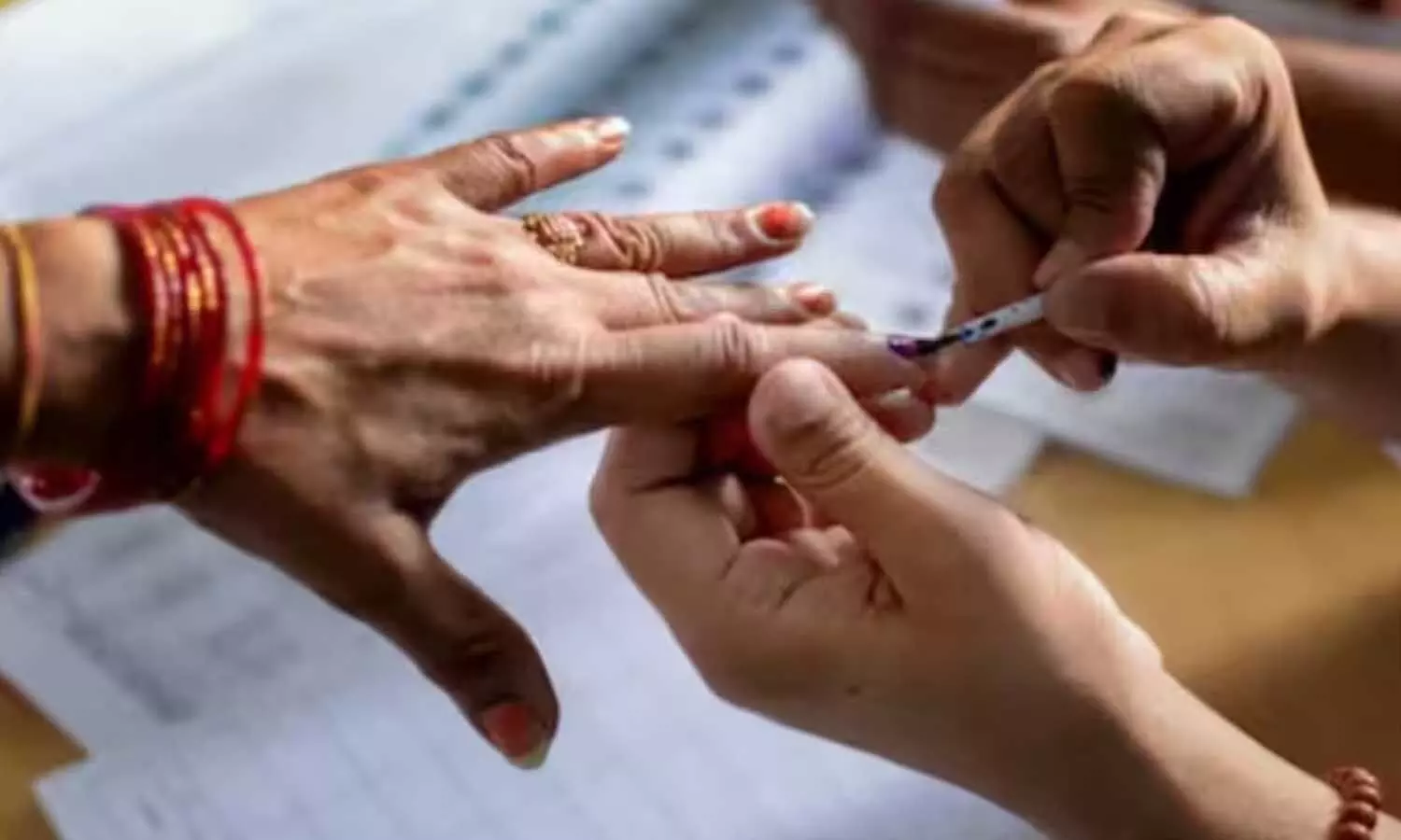 ఢిల్లీలో మరోమారు మోగిన ఎన్నికల నగారా..! ఢిల్లీలో మరోమారు మోగిన ఎన్నికల నగారా..!