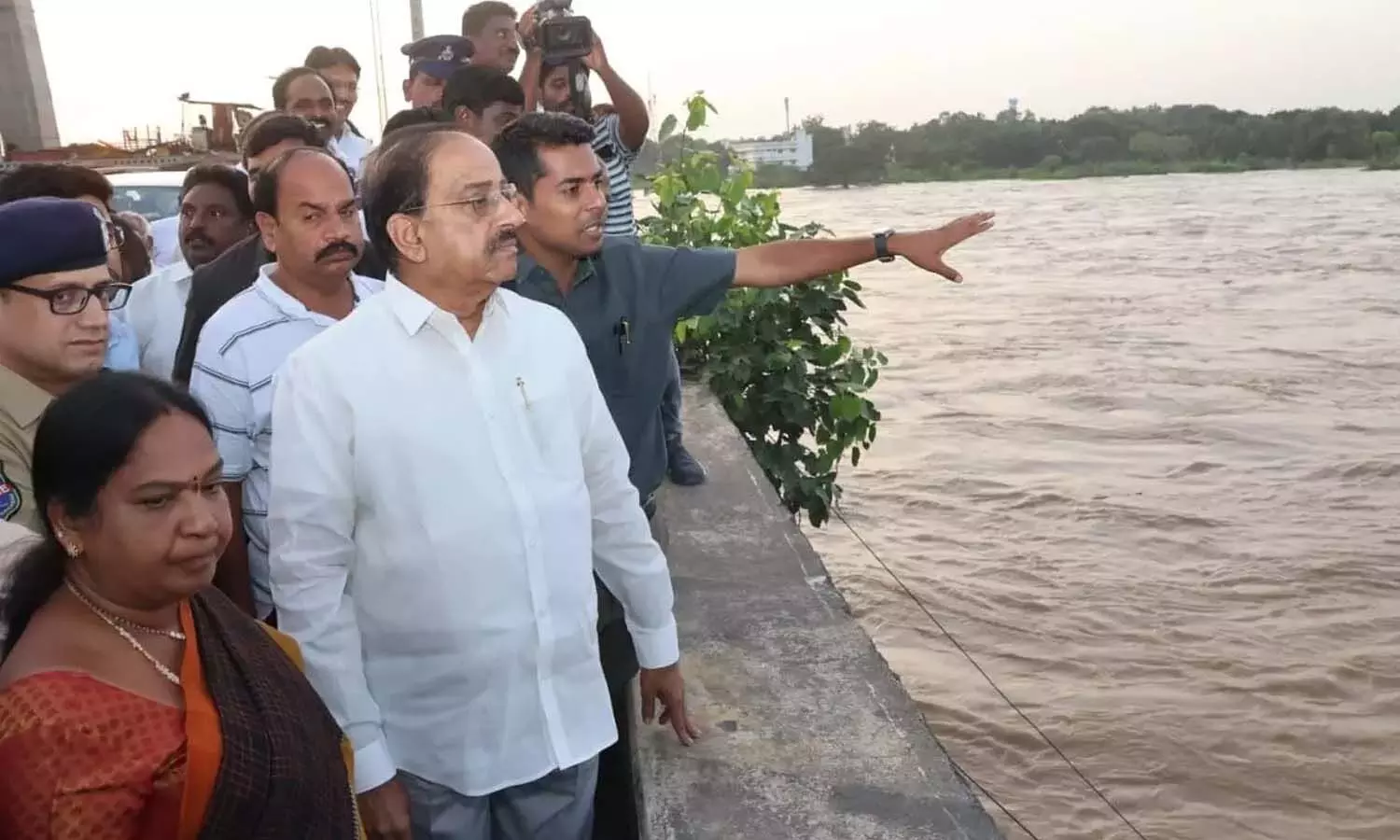 Minister Tummala Nageswara Rao, compensation, farmers, crops Minister Tummala Nageswara Rao, compensation, farmers, crops