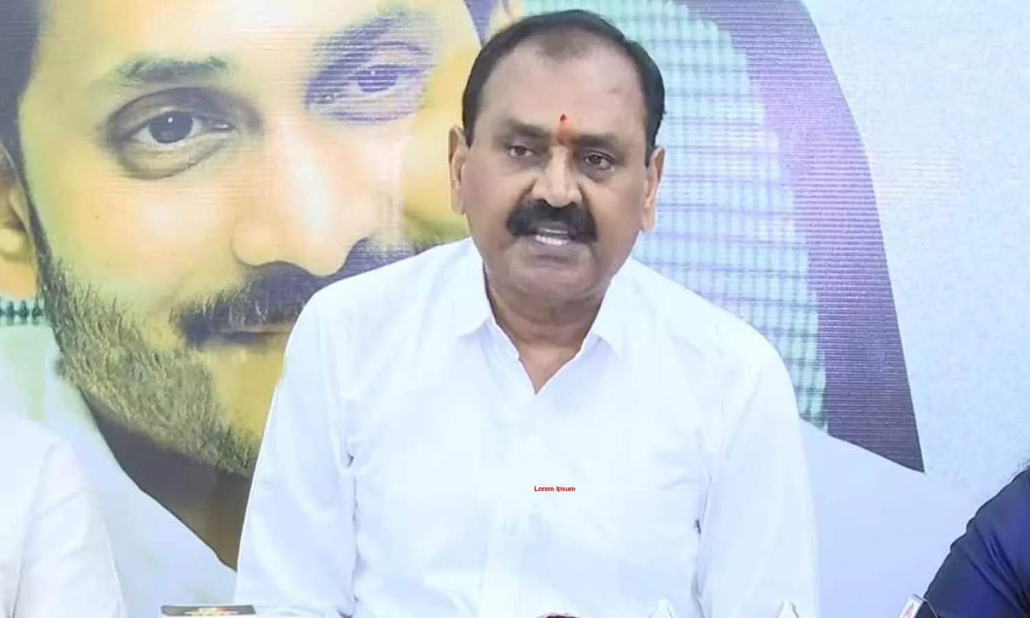 భక్తుల యోగక్షేమాలు పట్టించుకునే పరిస్థితిలో ఈ ప్రభుత్వం లేదు